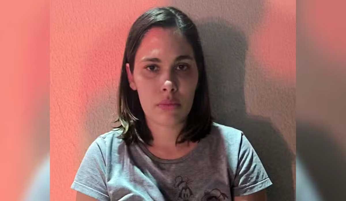 Mulher é presa por fingir ter câncer para aplicar golpes para fazer procedimentos estéticos