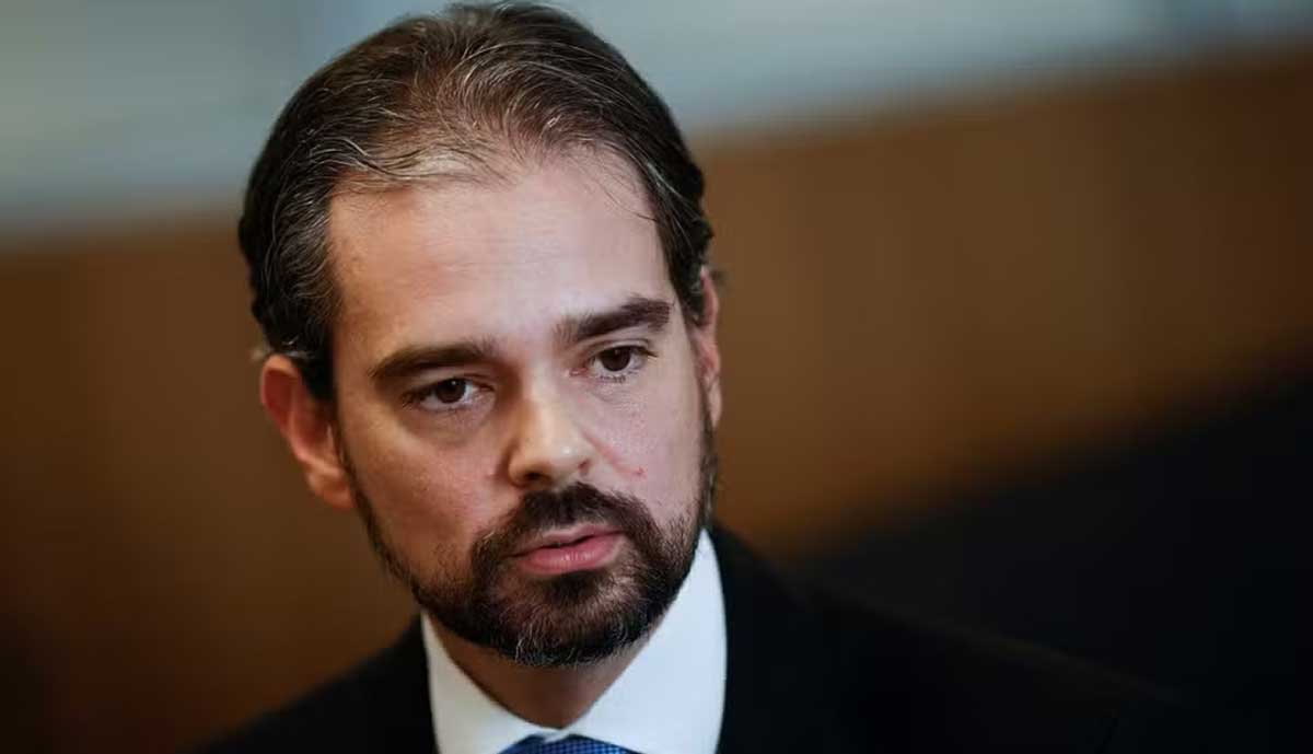 Combate global ao abuso de crianças pela internet será prioridade, diz 1º brasileiro que vai chefiar a Interpol