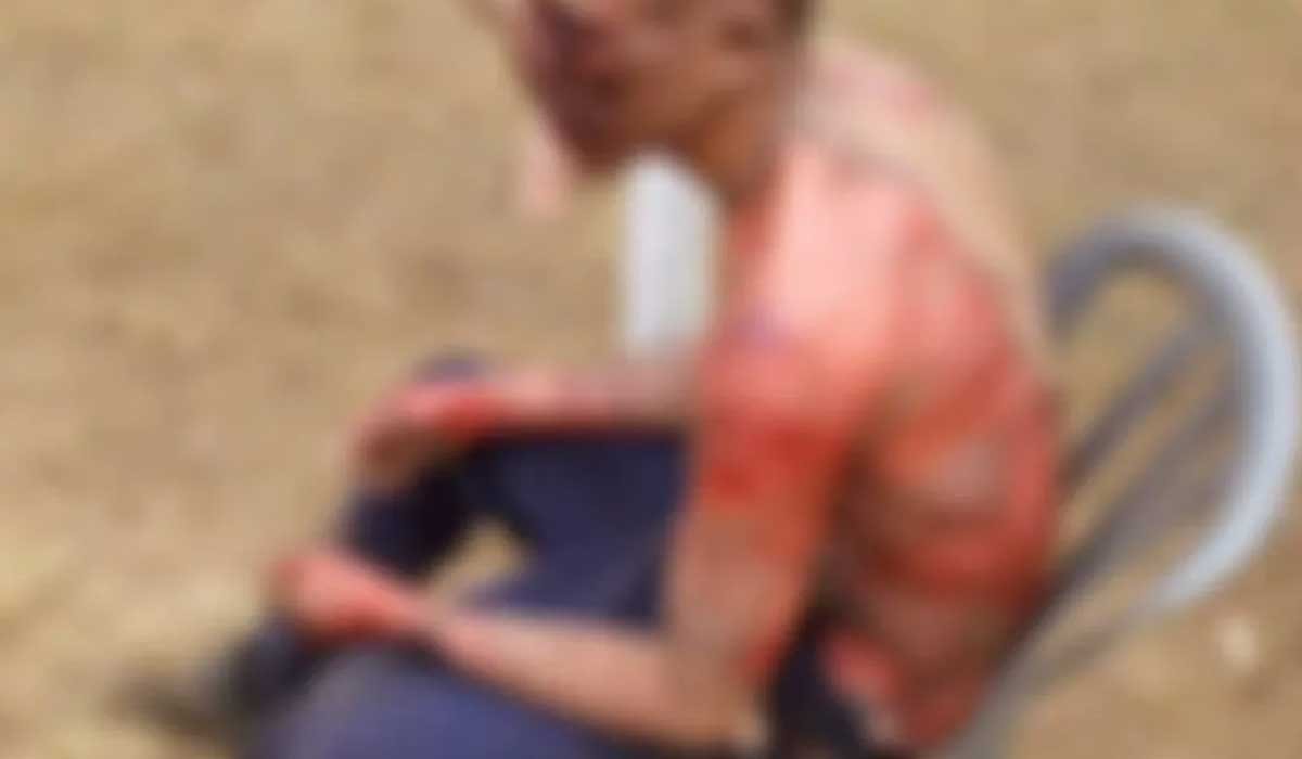 Dono e funcionários de supermercado são presos por espancar e atear fogo em homem flagrado furtando sandália