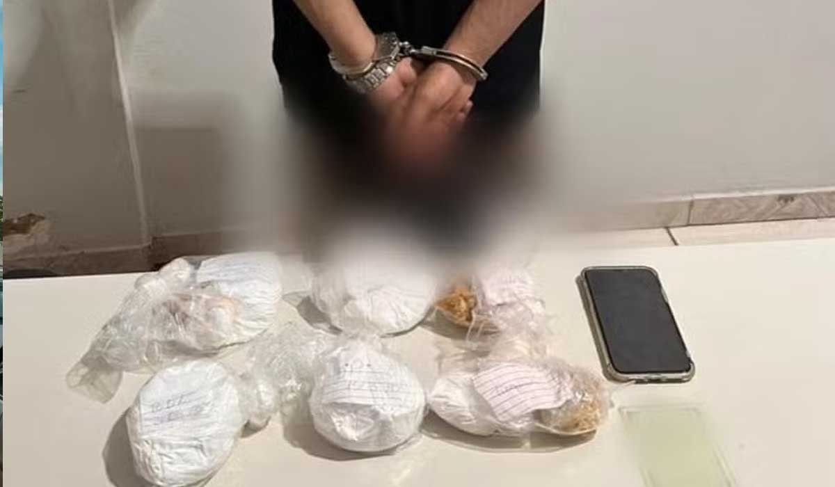 Adolescente é apreendido após ser flagrado com R$ 50 mil em drogas dentro de mochila