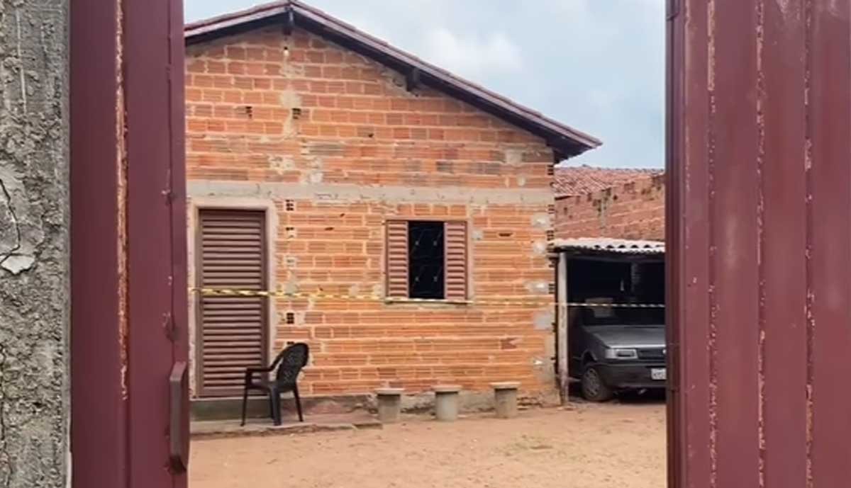 Filho faz visita ao pai e o encontra morto dentro de casa no norte do Tocantins
