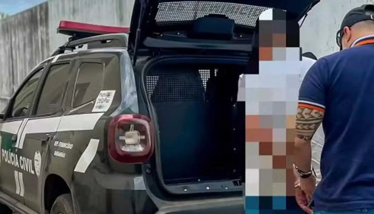 Homem é preso por tentar matar própria filha a golpes de facão em vingança contra a ex-esposa