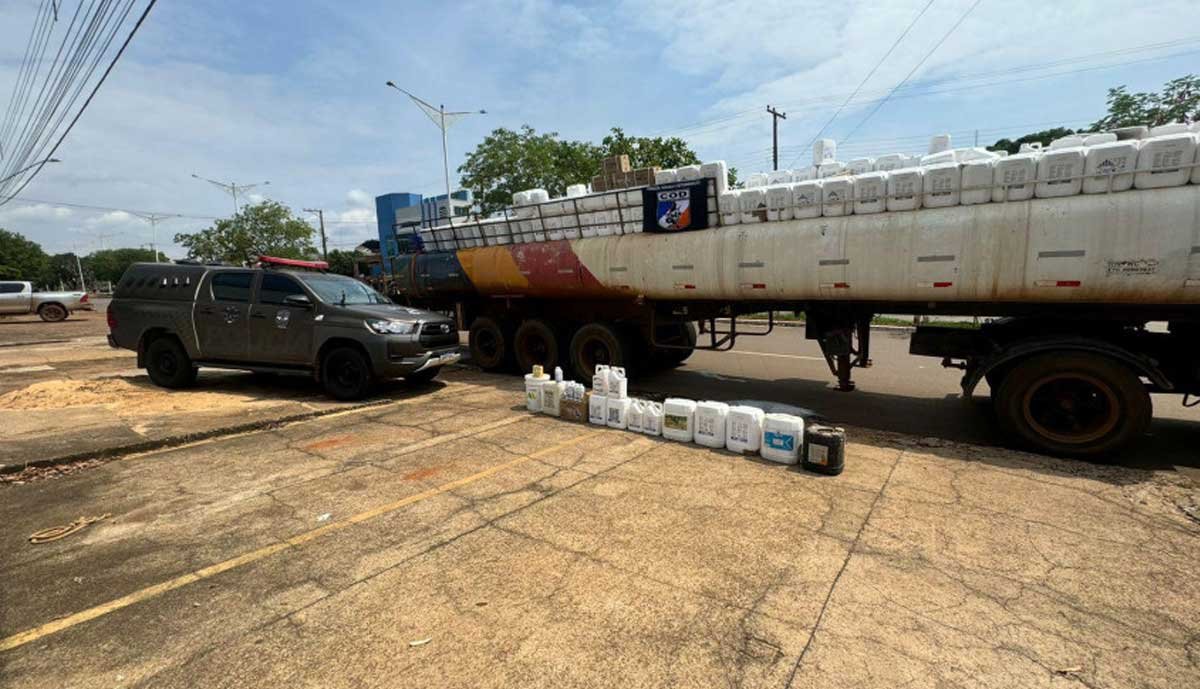 Caminhão transportando cerca de R$ 250 mil em agrotóxicos de forma irregular durante é apreendido na BR-010