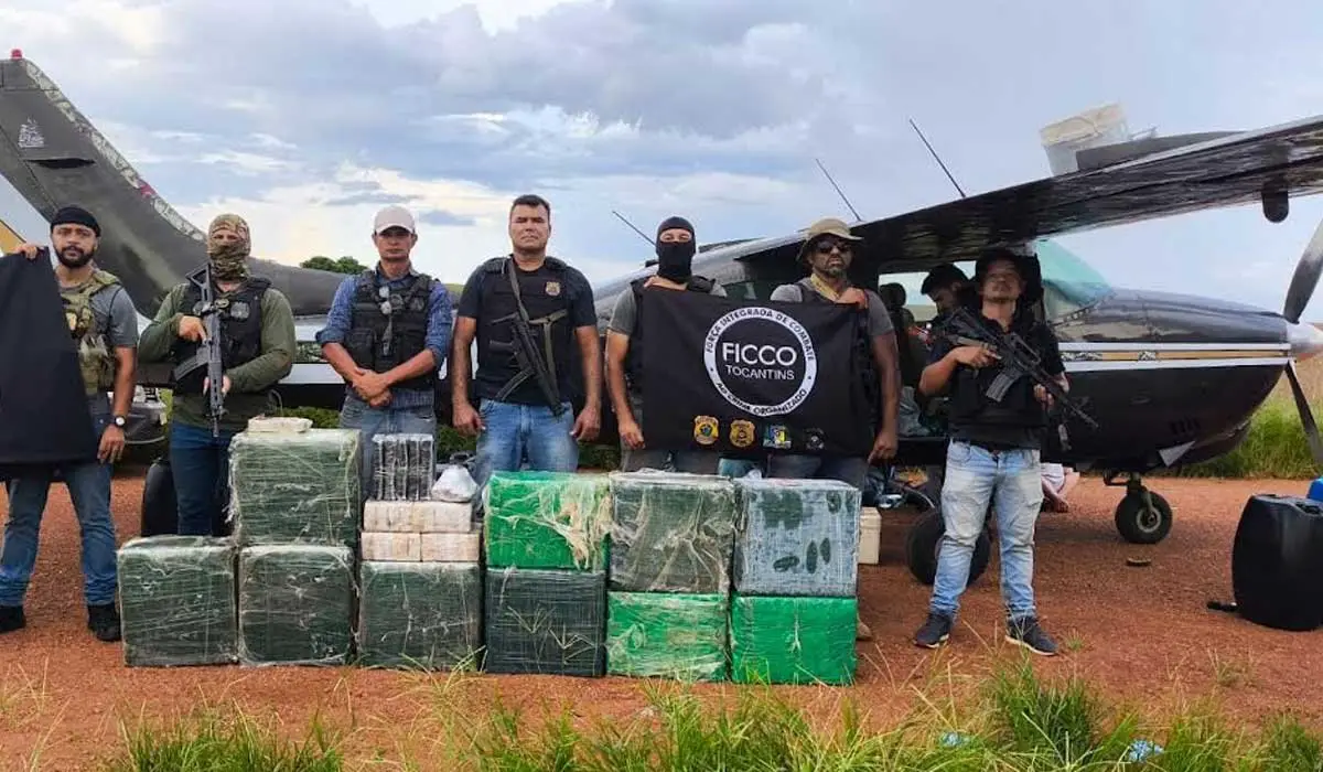 Os mais de 470 kg de cocaína apreendida em avião seria distribuída em cidades do Tocantins, Goiás e Bahia