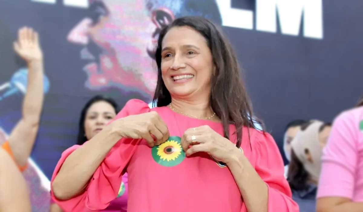 Primeira-dama de Palmas é diagnosticada com aneurisma após passar por angiografia cerebral - Sou Mais Notícias