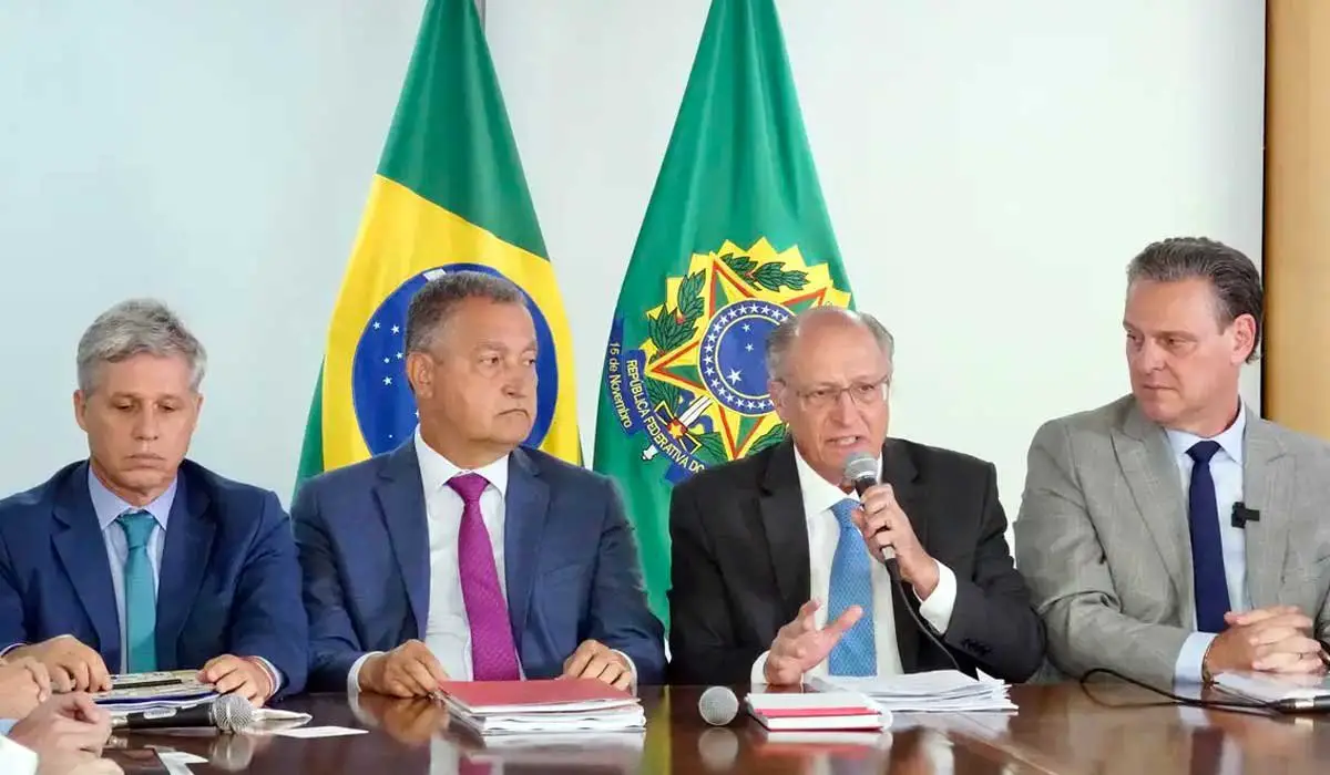Governo anuncia medidas para baixar preço da carne e de outros alimentos